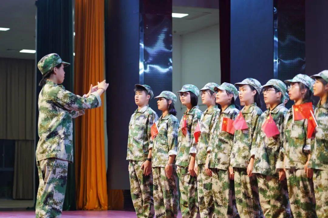 对象喜欢男生怎么办？游戏画面
